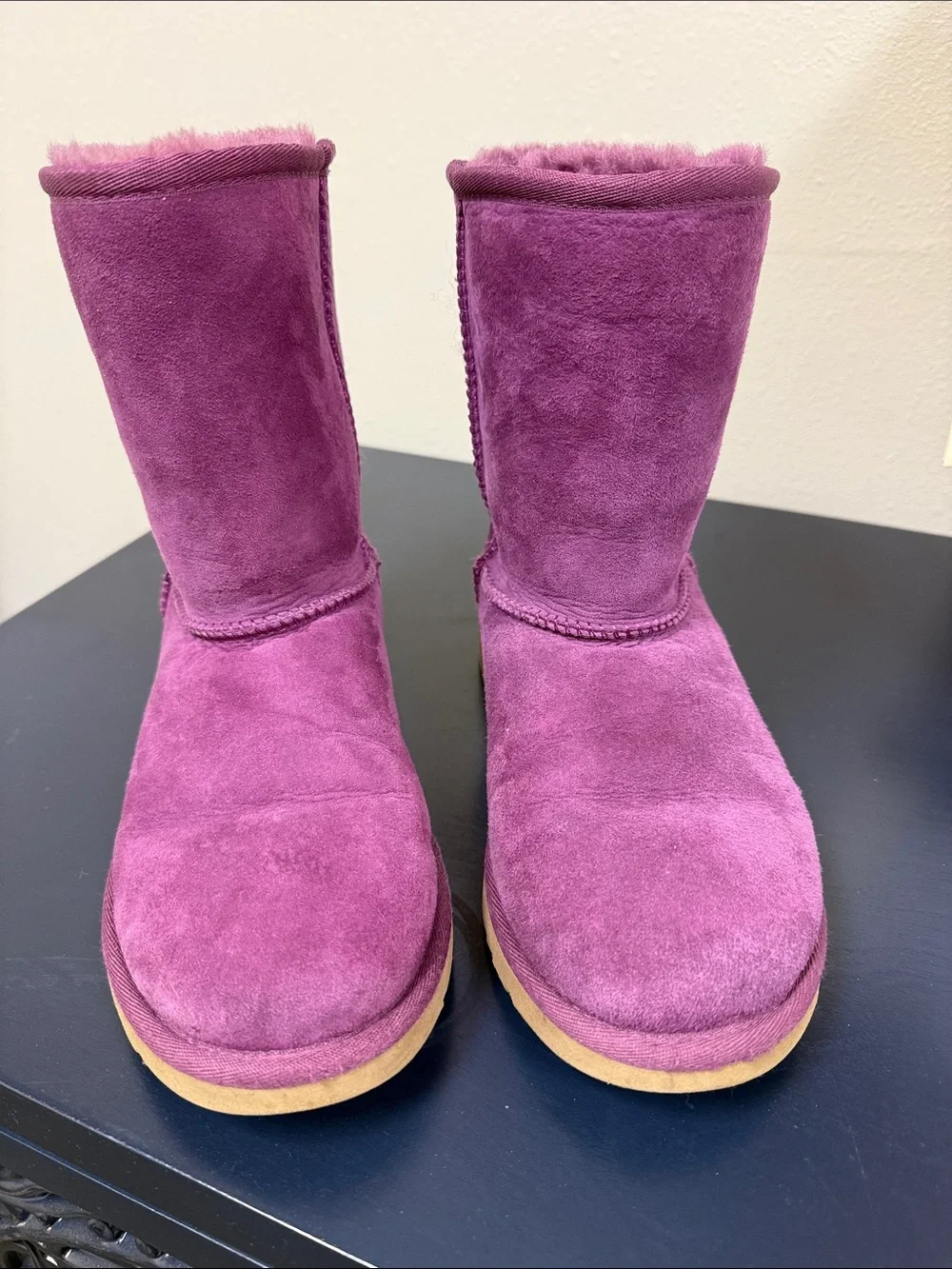 UGG Kids Classic Short Boots in Magenta Purple